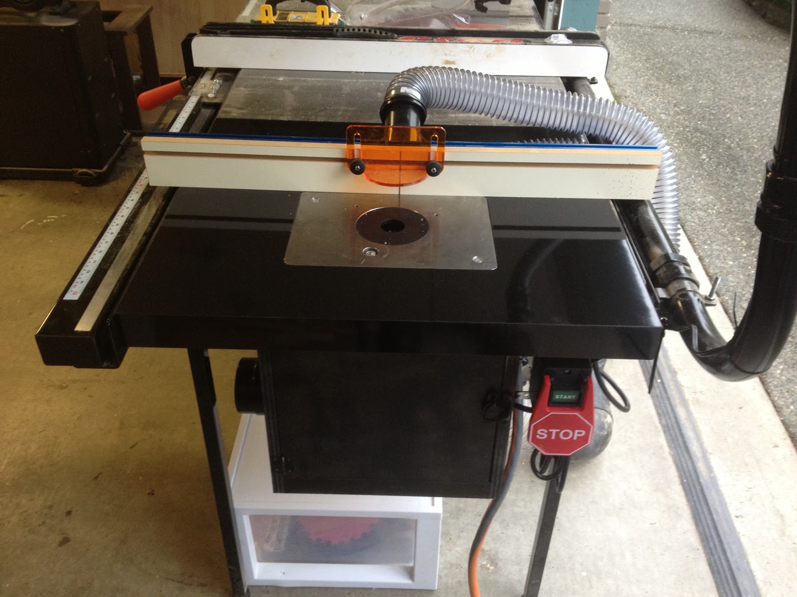 Modern Classics Custom Furniture & Woodworking SawStop Router Table